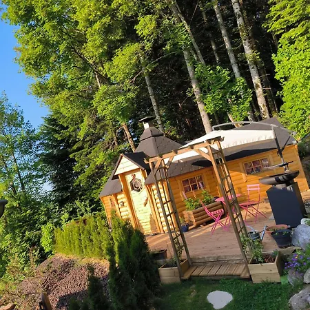 Au Doubs Kota Campsite Montlevon